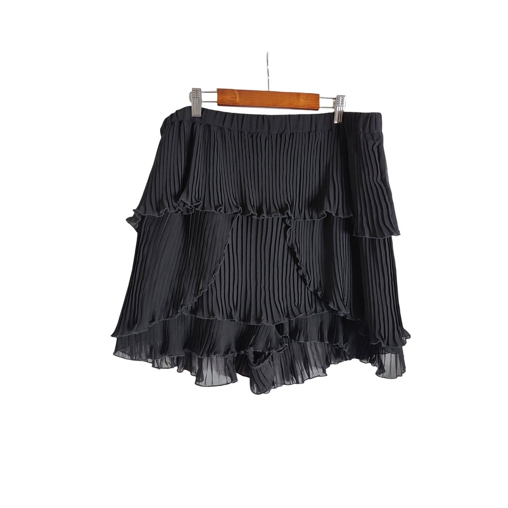 City Chic Black Pleated Tiered Ruffle Skort Shorts XS 14 New Dark Coquette
